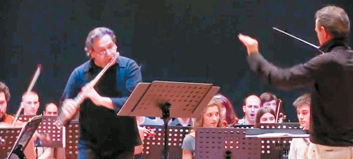 Μαρτυρίες-σοκ από τα θύματα του 60χρονου «δράκου» με το φλάουτο – Πώς αποπλανούσε τις ανήλικες μαθήτριες
